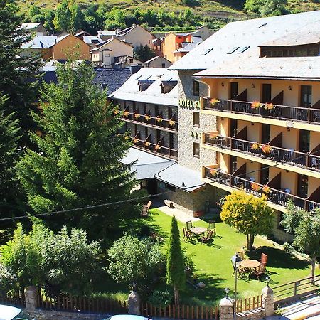 Hotel Saurat エスポット エクステリア 写真