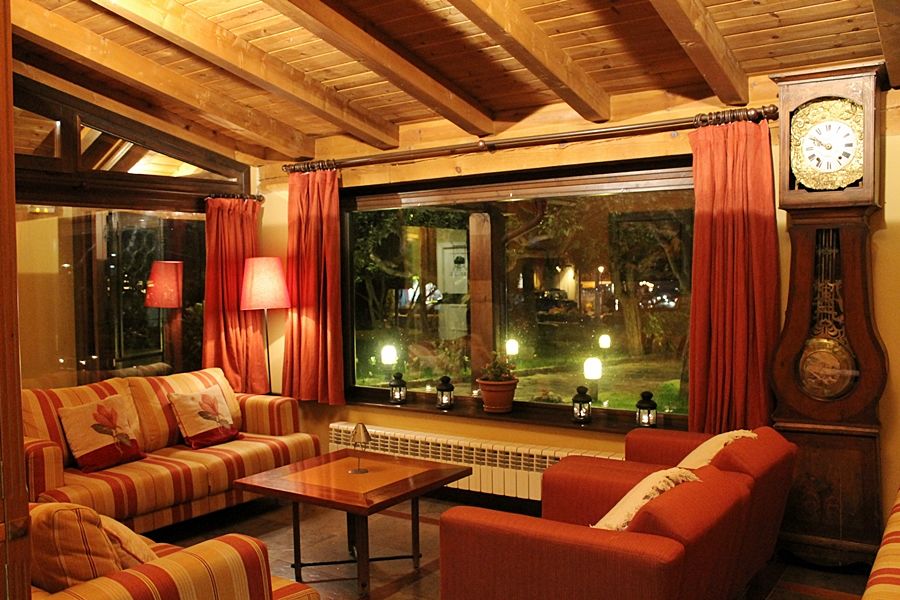 Hotel Saurat エスポット エクステリア 写真
